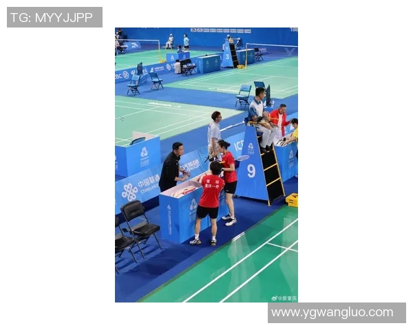 重庆羽毛球队在全国灵活性排行榜中荣登第八名展现出卓越实力与潜力 重庆羽毛球队在全国灵活性排行榜中荣登第八名展现出卓越实力与潜力